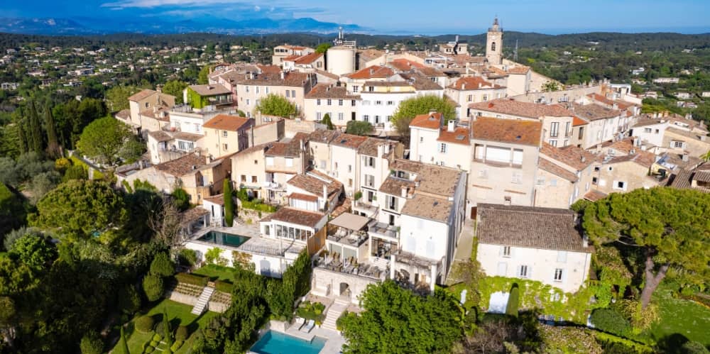 Cover Avenue du Maréchal Juin